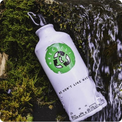 nrecycli_reuasble_bottle